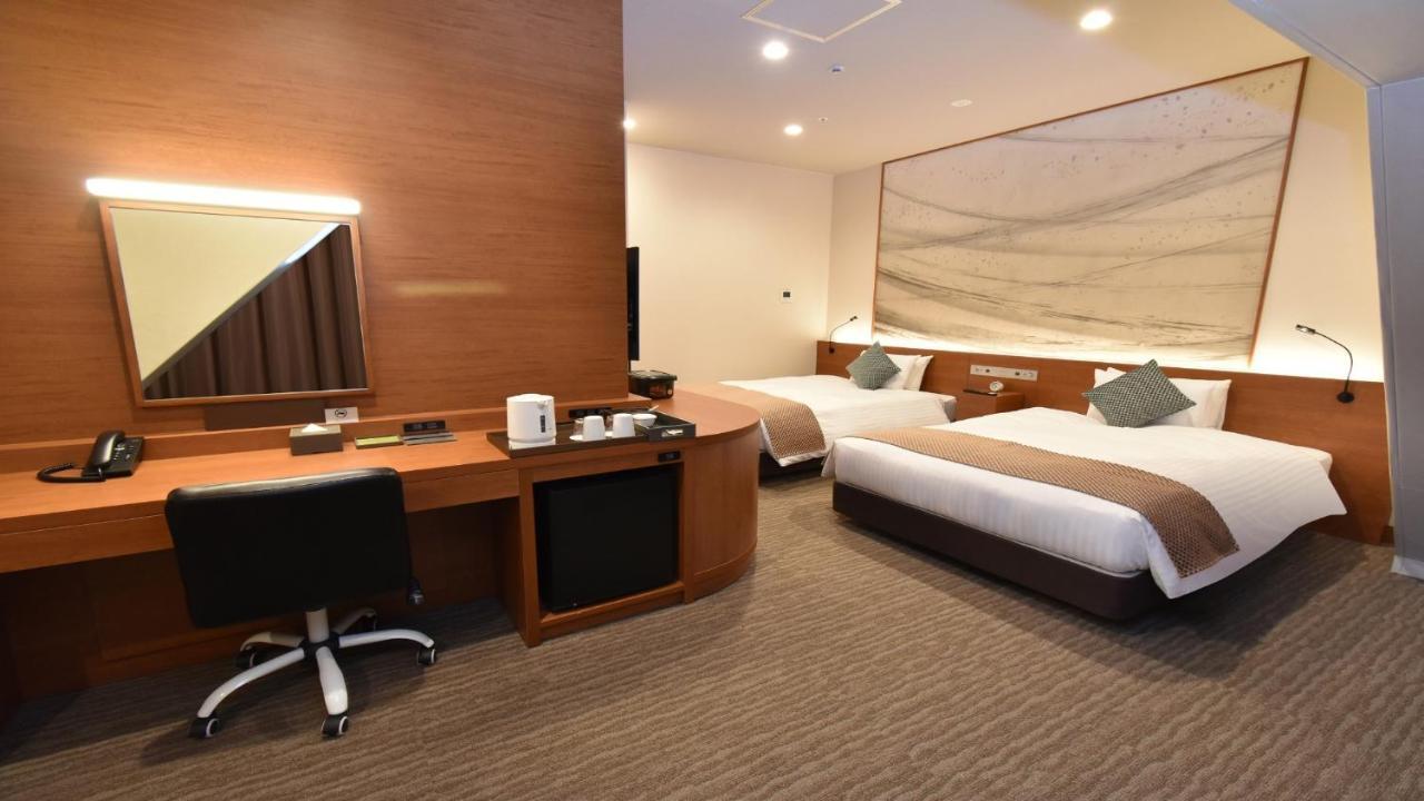 Odysis Suites Osaka Airport Hotel Ідзумі-Сано Екстер'єр фото